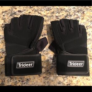Trideer weightlifting gloves